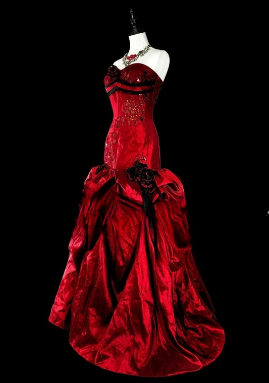 Chic Sheath Burgundy Long Prom Dress Appliques Satin Strapless Evening Dress Sleeveless Birthday Dress ED06356