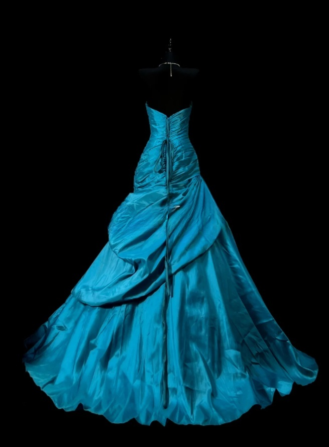 Chic A-line Blue Long Prom Dress Applique Satin Strapless Evening Dress Sleeveless Quinceanera Dress ED06360