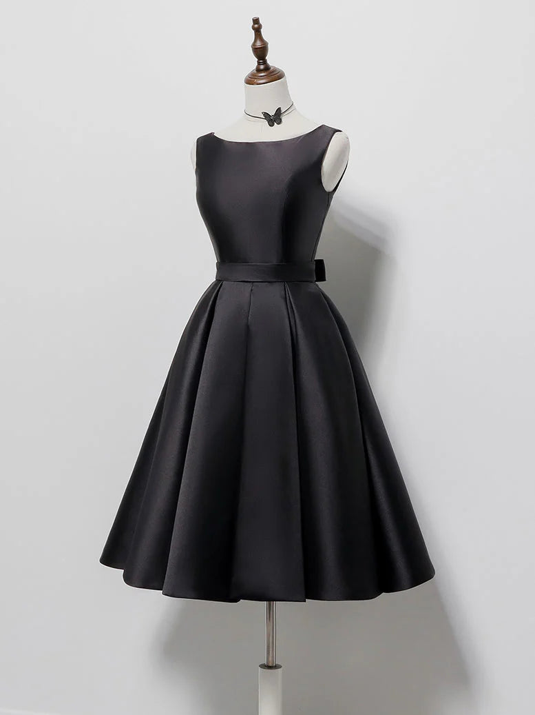 Schlichtes A-Linien-Satin-Kurzballkleid in Schwarz, Schwarzes Homecoming-Kleid ED0637