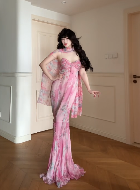 Chic Sheath Pink Long Prom Dress Chiffon Spaghetti Straps Evening Dress Sleeveless Party Dress ED06391