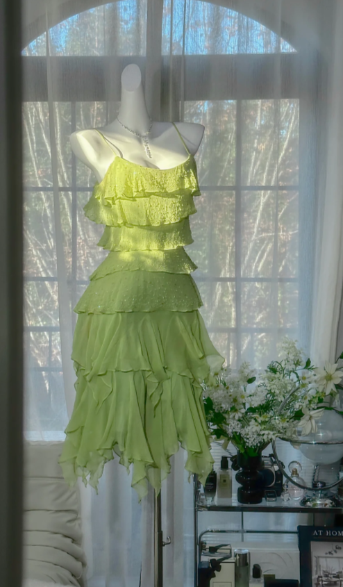 Chic Sheath Green Short Prom Dress Chiffon Spaghetti Straps Evening Dress Sleeveless Birthday Dress ED06486