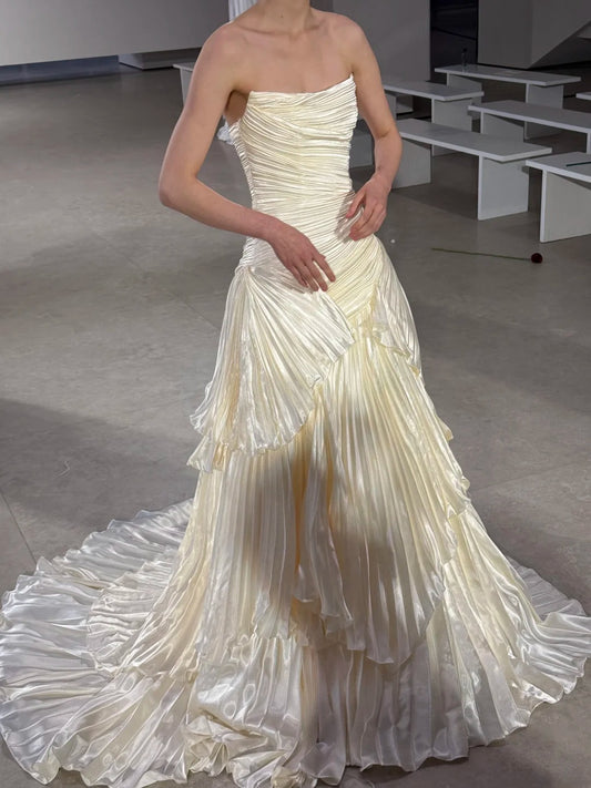 Luxury A-Line Long Wedding Dress Satin Organza Strapless White Bridal Gowns Sleeveless Bridal Dress ED06510