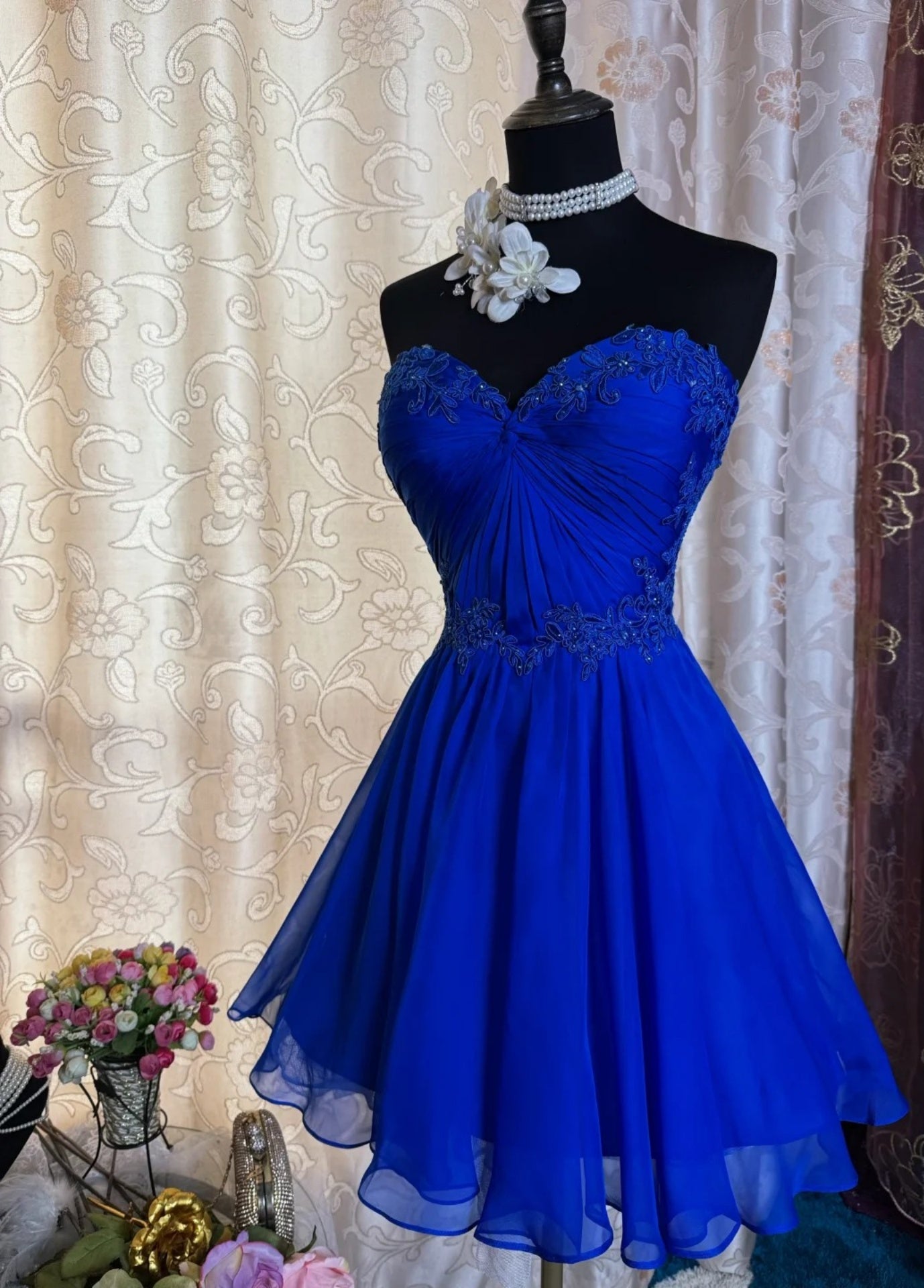 Wunderschönes dunkelolivgrünes herzförmiger Ausschnitt A-Linie Satin Tüll Kurzes Ballkleid Homecoming-Kleid ED02575