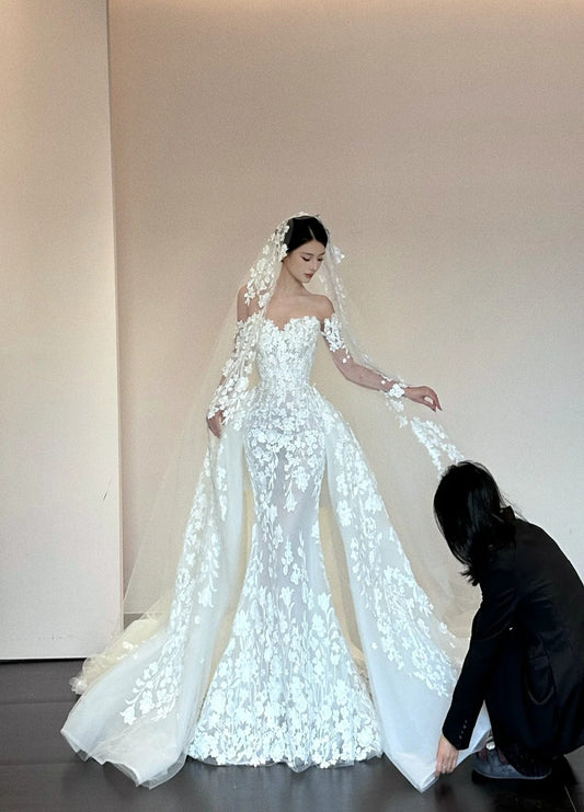 Modest Mermaid Long Wedding Dresses Appliques Tulle White Bridal Gowns Off-shoulder Sleeveless Bridal Dress ED06555