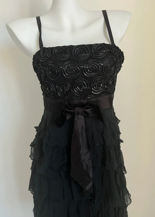 Wunderschönes dunkelolivgrünes herzförmiger Ausschnitt A-Linie Satin Tüll Kurzes Ballkleid Homecoming-Kleid ED02575