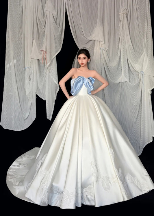 Modest A-line Long Wedding Dress Satin Strapless White Bridal Gowns Sleeveless Bridal Dress ED06632