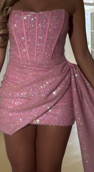 Wunderschönes dunkelolivgrünes herzförmiger Ausschnitt A-Linie Satin Tüll Kurzes Ballkleid Homecoming-Kleid ED02575