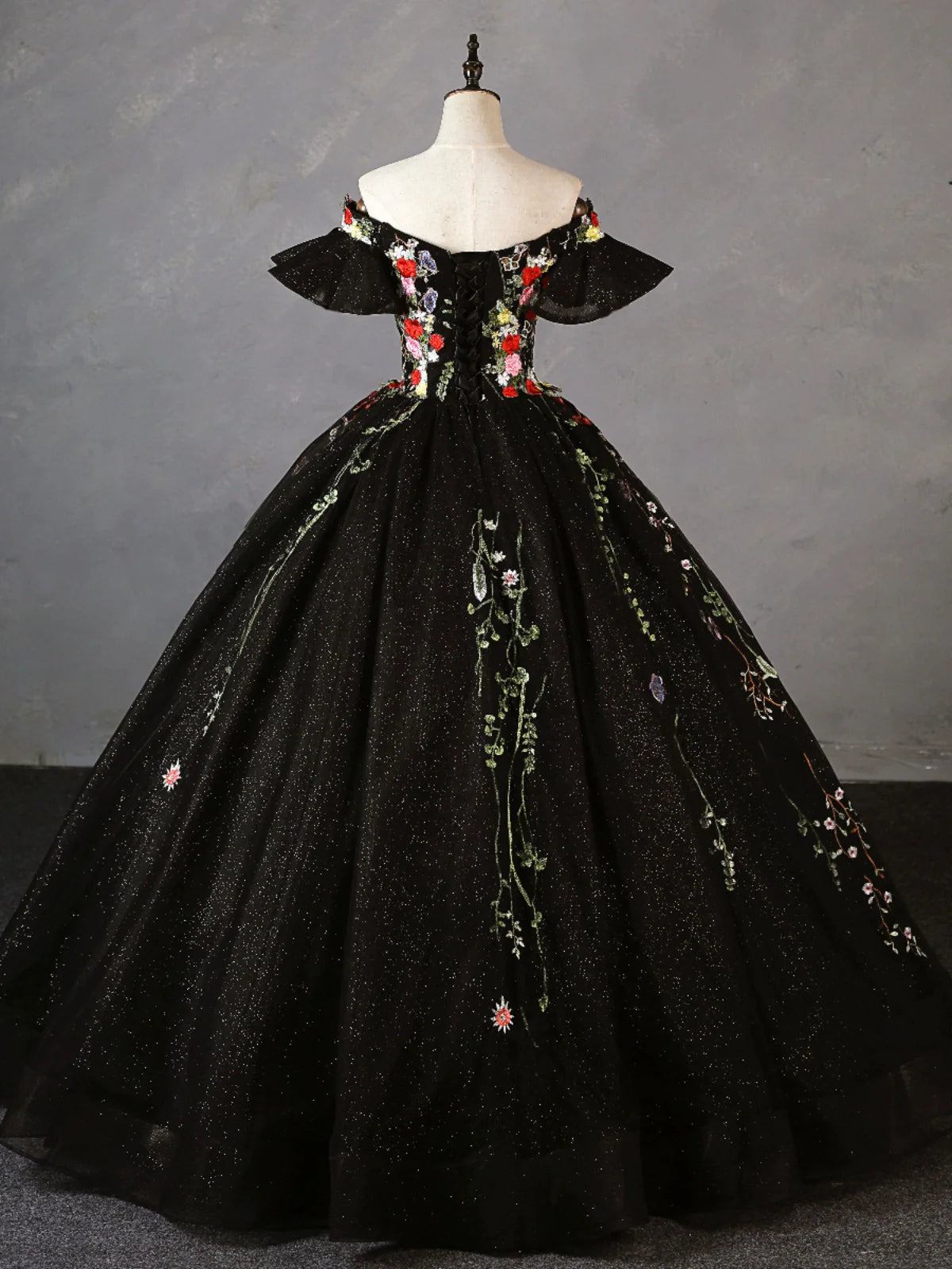 Schwarzes schulterfreies langes Ballkleid aus Tüllspitze, schwarzes Sweet 16-Kleid ED0679