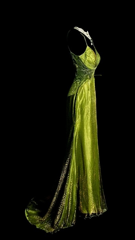 Chic Green Prom Dress Halter Sheath Birthday Dress Satin Sleeveless Evening Dress ED06796