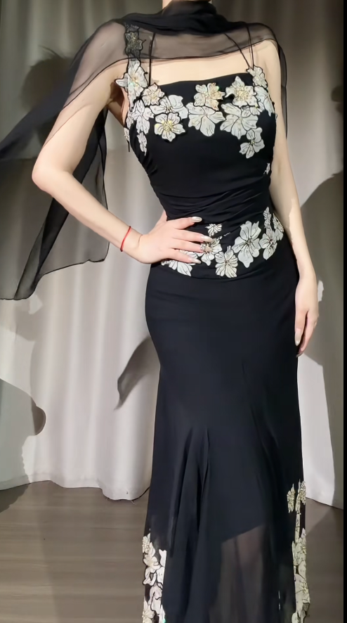Gorgeous Black Prom Dress Chiffon Spaghetti Straps Evening Dress Sheath Formal Dress ED06826