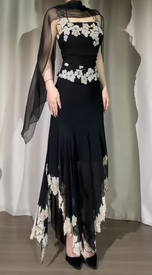 Gorgeous Black Prom Dress Chiffon Spaghetti Straps Evening Dress Sheath Formal Dress ED06826