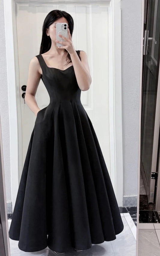 Elegant Black Wedding Guest Dress Spaghetti Straps Satin A-Line Evening Dress ED06940
