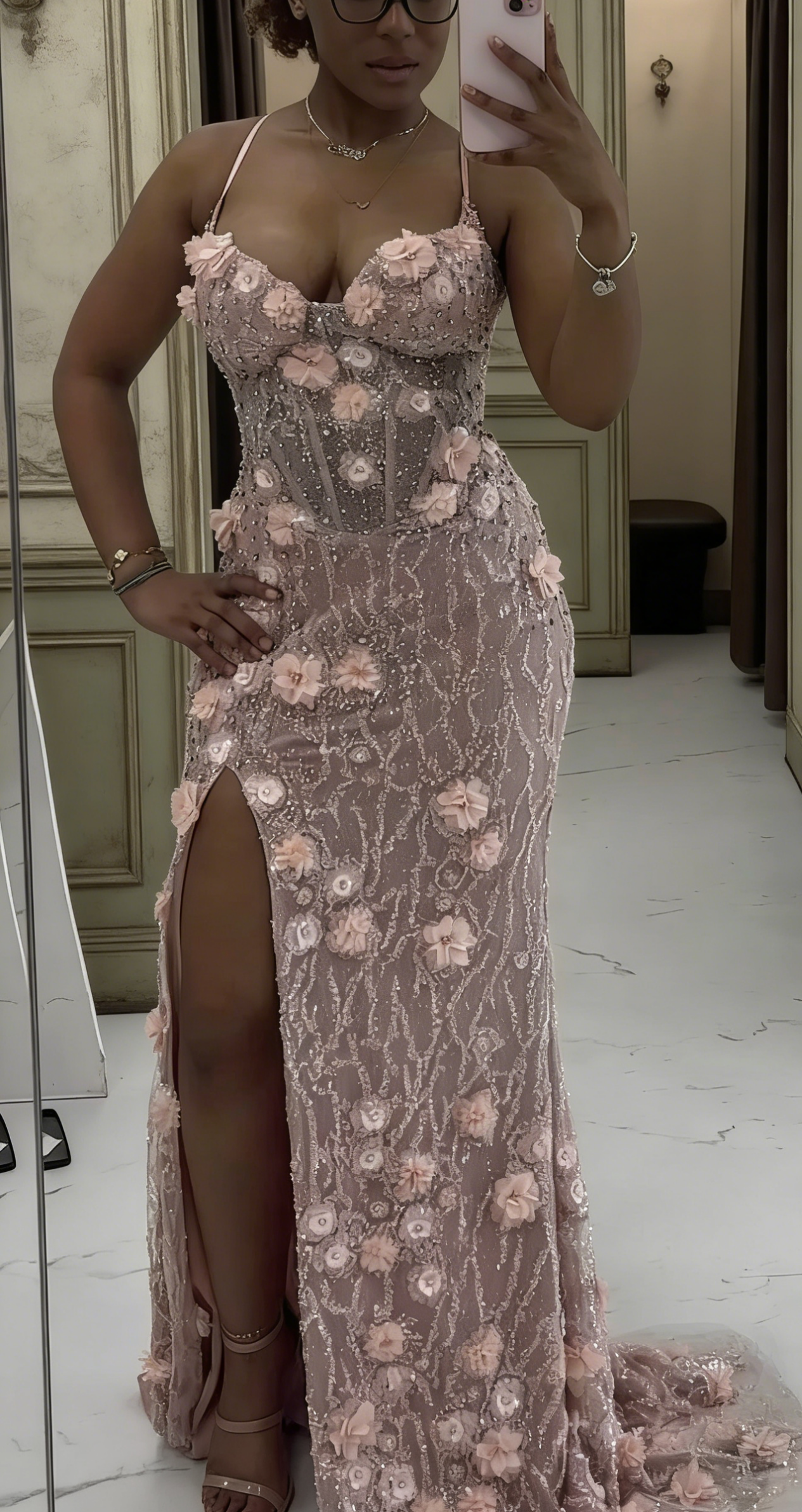 Chic Pink Prom Dress Applique Tulle Spaghetti Straps Sheath Evening Dress with Slit ED07041