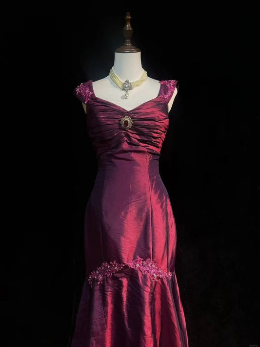 Elegant Burgundy Prom Dress Satin V-neck Sheath Long Evening Dress ED07256