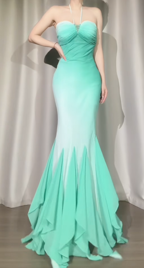 Chic Green Prom Dress Halter Mermaid Evening Dress Sleeveless Chiffon Formal Dress ED07424