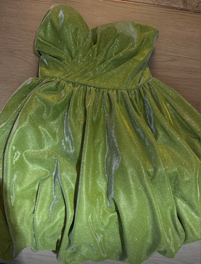 Green Short Prom Dress Sweetheart A-Line Satin Cocktail Dress Sleeveless Short Semi-Formal Dress ED07524