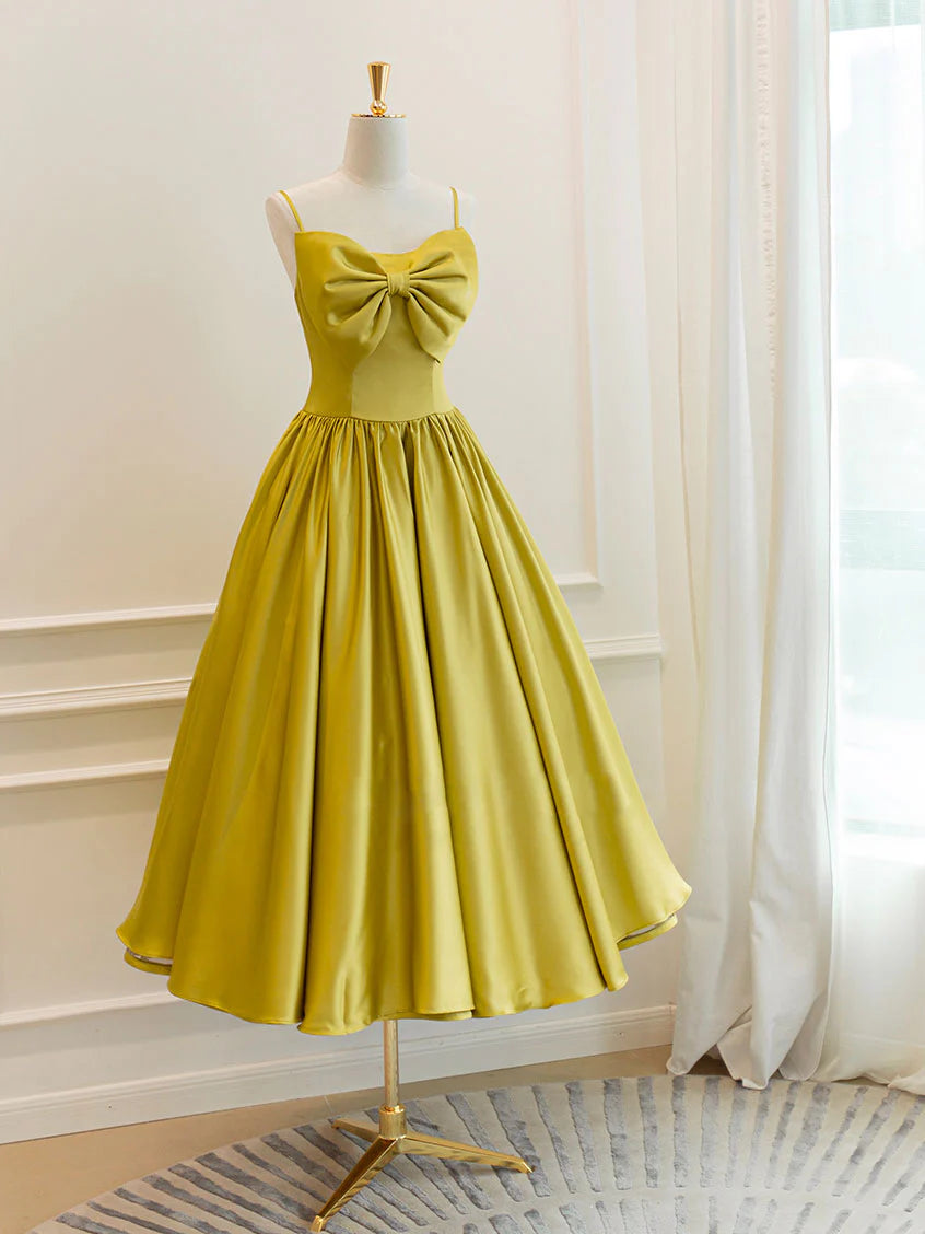 Einfaches gelbes Satin-Kurzballkleid, gelbes Brautjungfernkleid ED0754