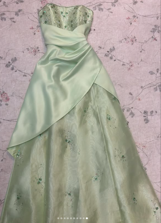 Chic Green Prom Dress Strapless A-Line Tulle Beaded Long Evening Dress ED07682