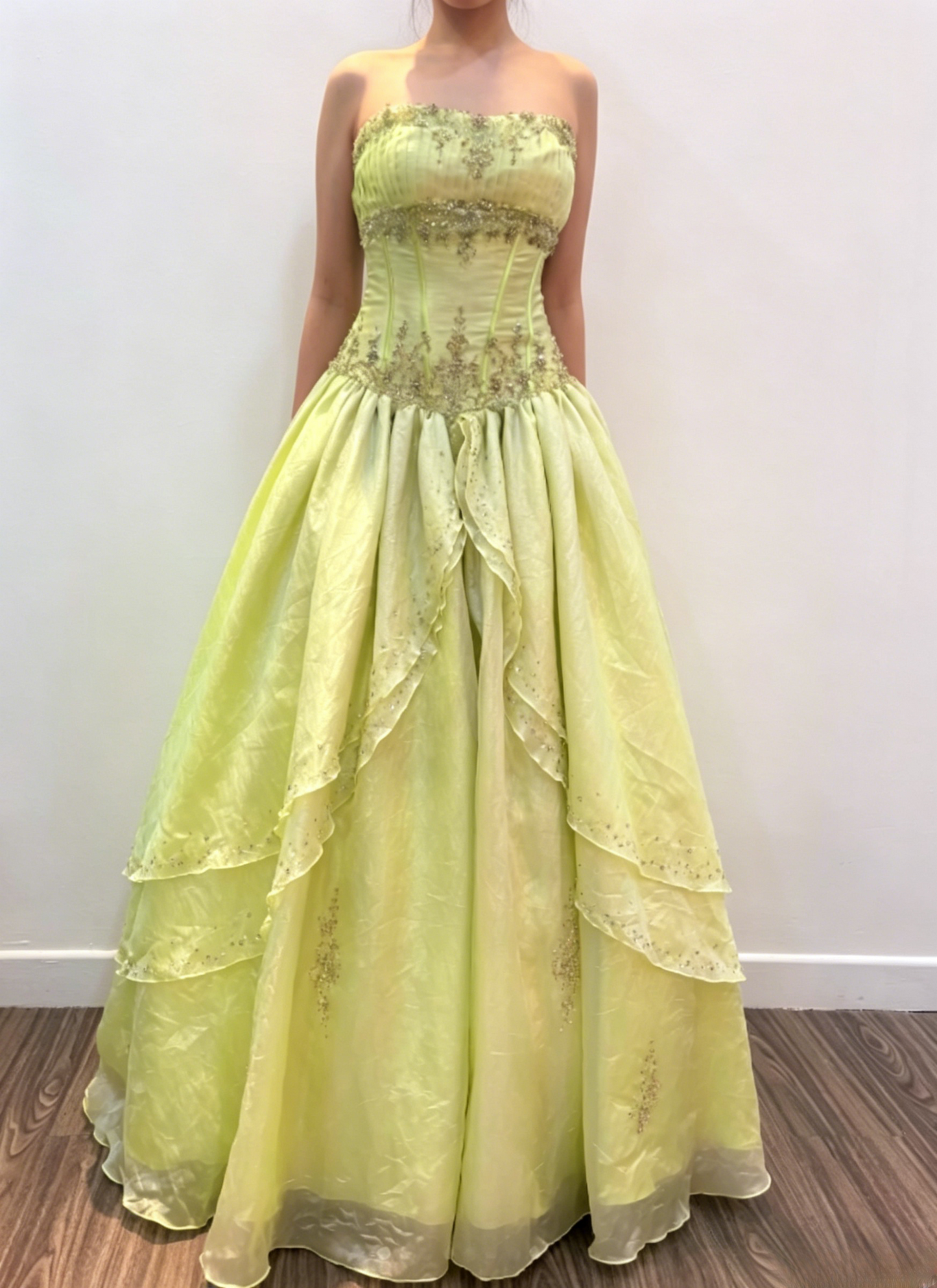 Robe de bal de fée verte sans bretelles Robe de soirée formelle trapèze en tulle à sequins longue robe de soirée ED07691