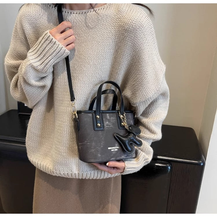Versatile shoulder crossbody bag portable bucket bag ED0782