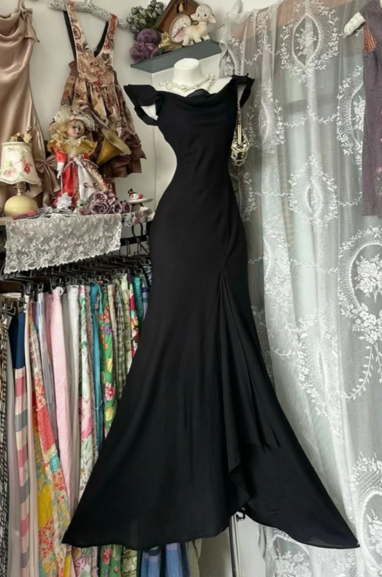 Chic V-neck Sheath Chiffon Long Evening Dress Black Prom Dress ED07887