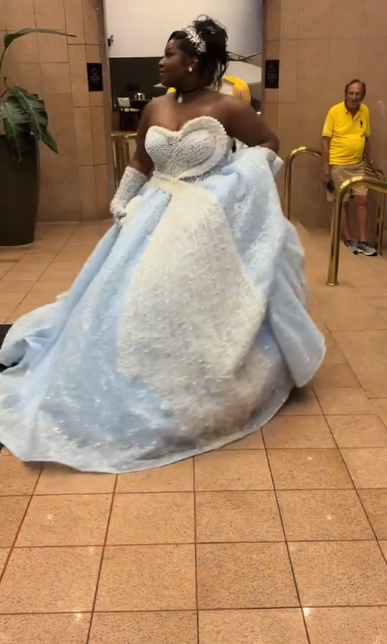 Magnifique robe de bal bustier en tulle ornée de perles pour Quinceanera, robe de 16 ans bleue ED07927