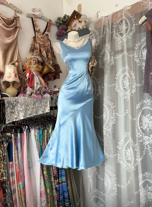 Vintage V-neck Birthday Dress Sheath Satin Graduation Party Dress Blue Short Prom Dress ED07969