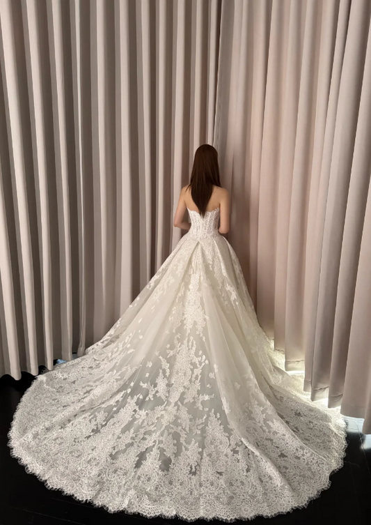 Timeless Strapless Sheath Wedding Dress Lace Bridal Gown White Bridal Dress ED07972