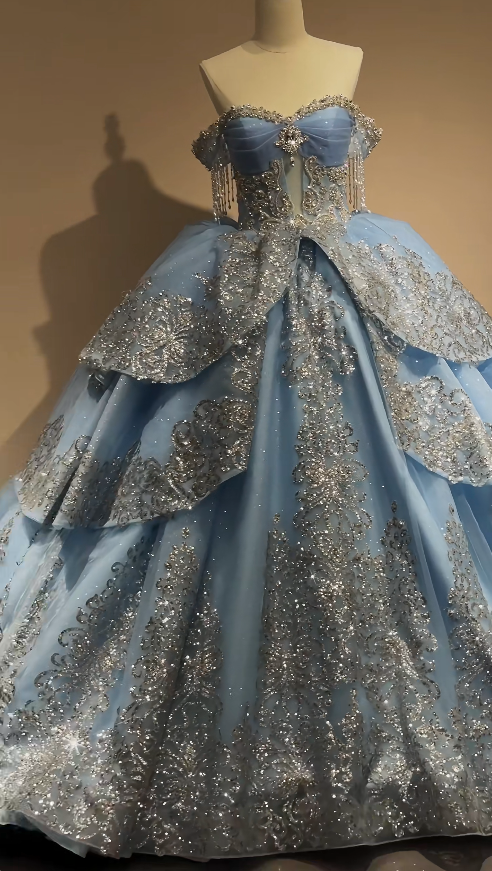 Wunderschönes schulterfreies Ballkleid Quinceanera-Kleid Tüll Pailletten Langes Ballkleid Blau Sweet 16 Kleid ED07997