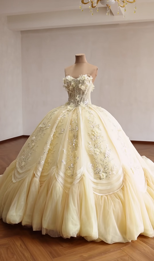Gorgeous Off-shoulder Ball Gown Birthday Dress Tulle Applique Quinceanera Dress Yellow Sweet 16 Dress ED08146