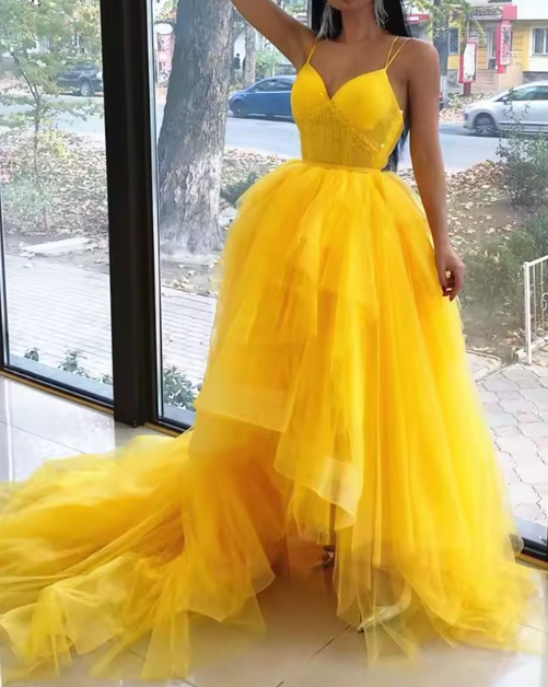 Gelbes langes Ballkleid aus Tüll mit V-Ausschnitt und hohem Schlitz, langes gelbes Abschlusskleid ED0821