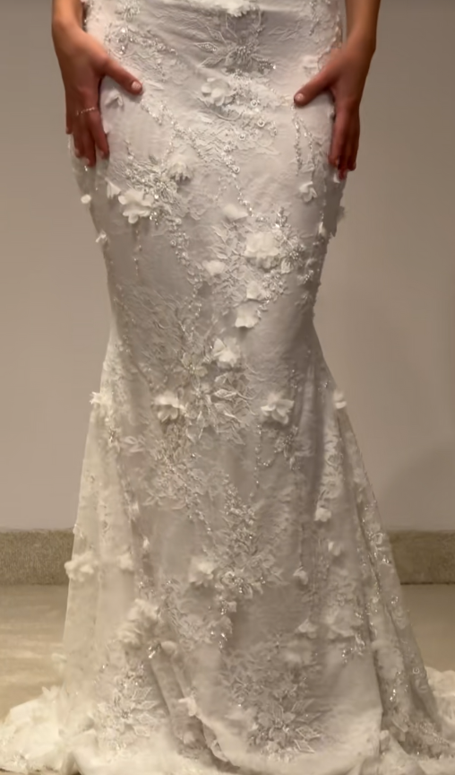 Classy White Wedding Dress Off-shoulder Mermaid Bridal Gown Appliques Lace Bridal Dress ED08357