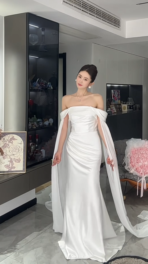 Classy White Wedding Dress Off-shoulder Sheath Bridal Gown Satin Bridal Dress ED08364