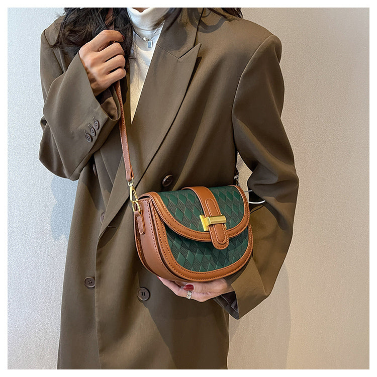 Versatile contrast color saddle bag ED0849