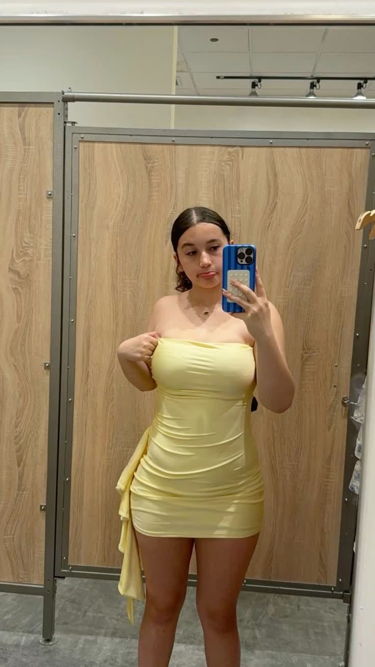 Sexy gelbes schulterfreies Etuikleid aus Chiffon für den Sommerurlaub, ärmelloses Partykleid ED08691