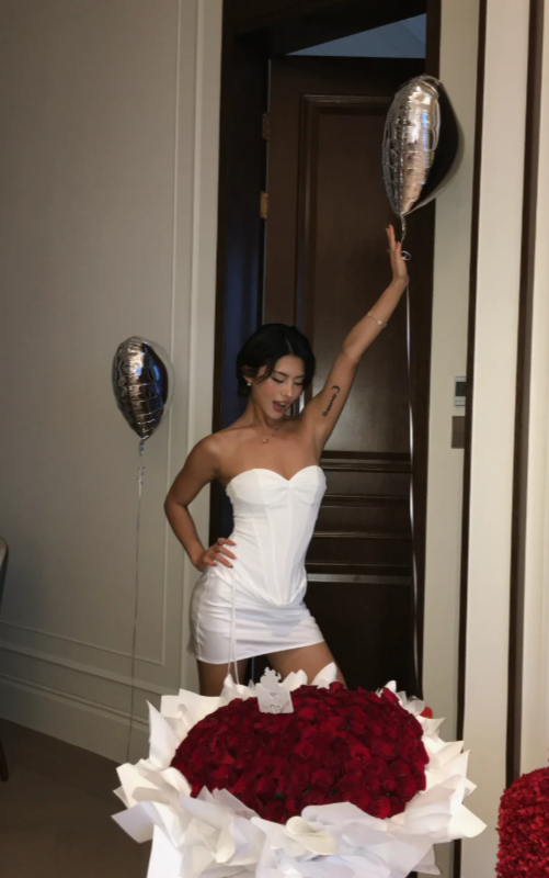 Fashion White Homecoming Dress Sweetheart Sheath Satin Summer Vacation Dress Sleeveless Party Dress ED08712