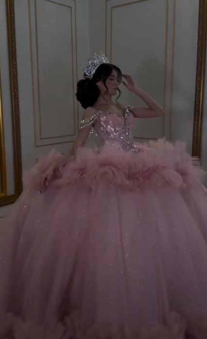Superbe robe de bal rose pour Sweet 16, bustier cœur, robe de Quinceanera, avec appliqués en tulle, robe d'anniversaire ED08753