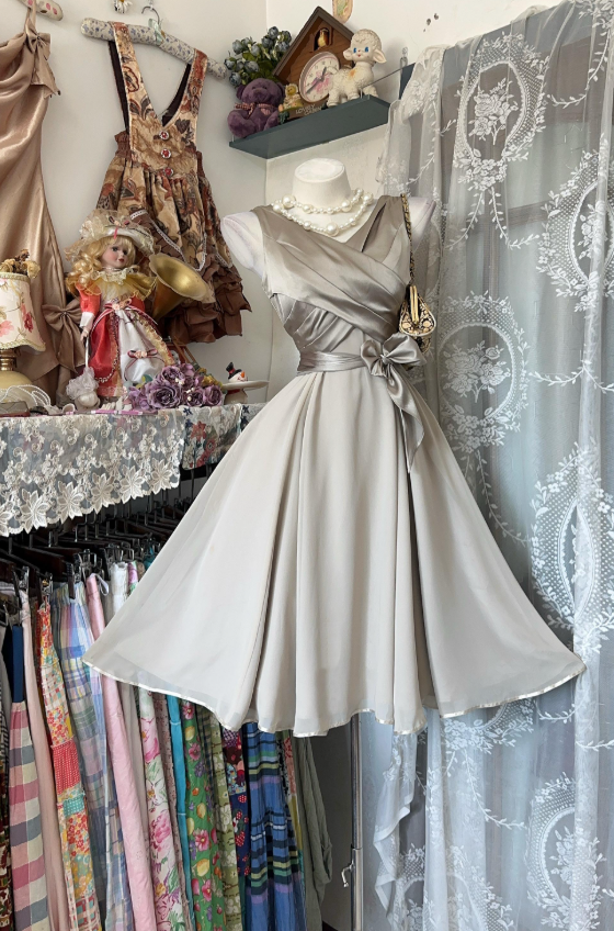 Vintage Satin Champagne Dress for Party V-neck Hoco Dress A-Line Birthday Dress ED08988