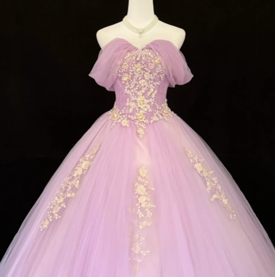 Gorgeous Pink Sweet 16 Dress Tulle Ball Gown Quinceanera Dress Off-shoulder Princess Dress ED09000