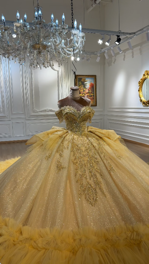 Wunderschönes gelbes Quinceanera-Kleid, schulterfreies Ballkleid aus Perlen-Tüll, Sweet 16 Kleid ED09060