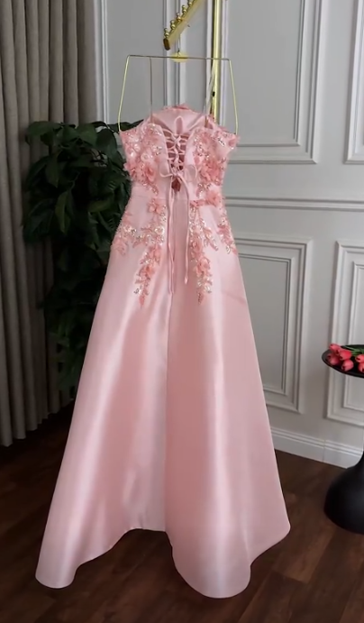 Chic Pink Prom Dress Strapless A-Line Satin Applique Long Evening Dress ED09073