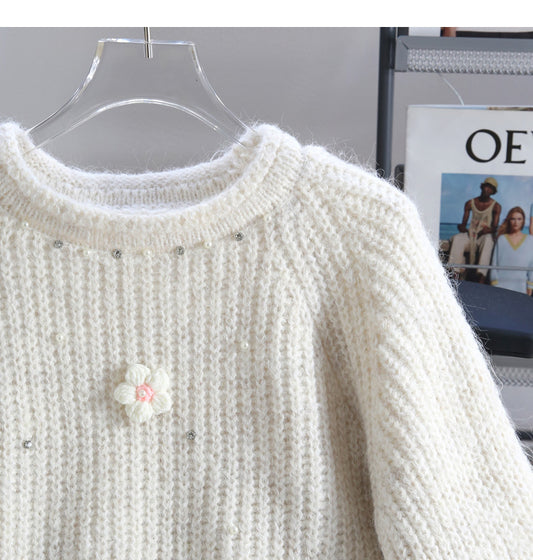 Schwerer Pullover mit diamantbesetztem 3D-Blumenmuster ED0917