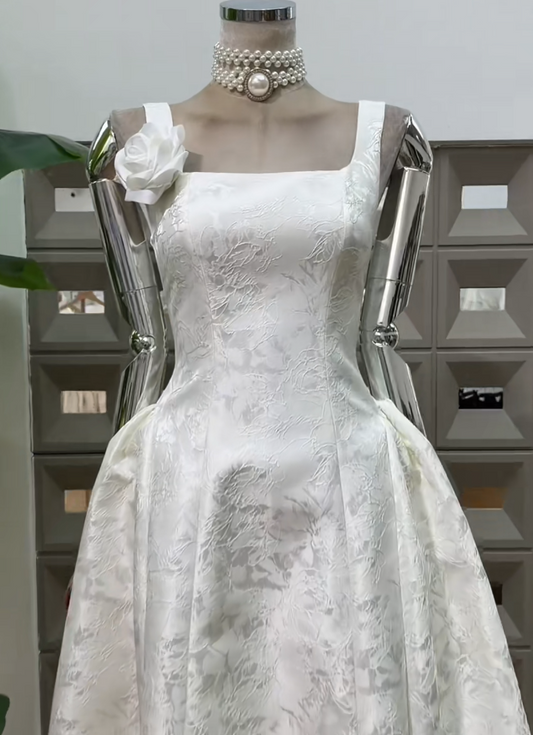 Robe trapèze blanche mignonne avec bretelles pour Hoco, robe de satin d'anniversaire pour soirée ED09180