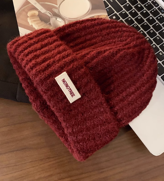 Thick warm knitted beanie ED0924