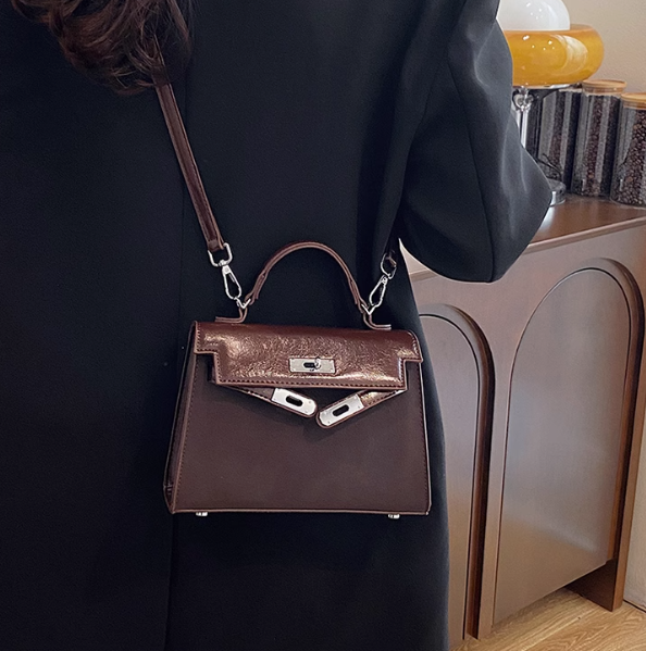 High-end versatile shoulder and crossbody handbag ED0953
