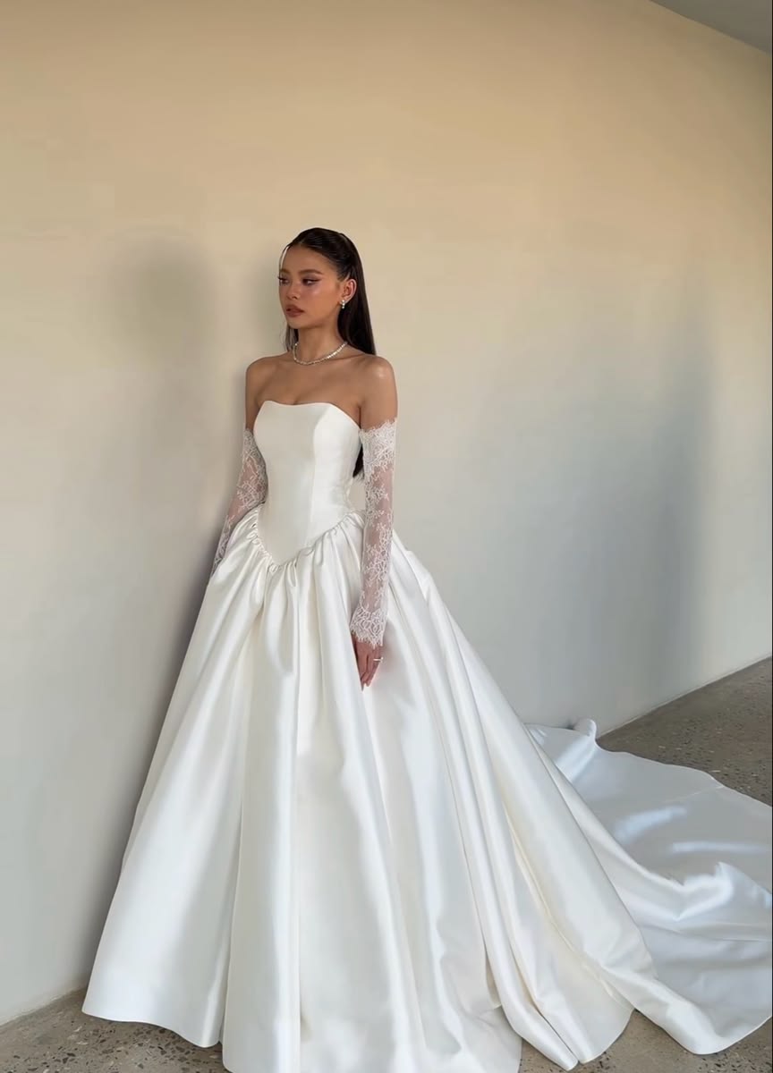 Elegant Strapless A-Line Satin White Wedding Dress for Bride ED09603