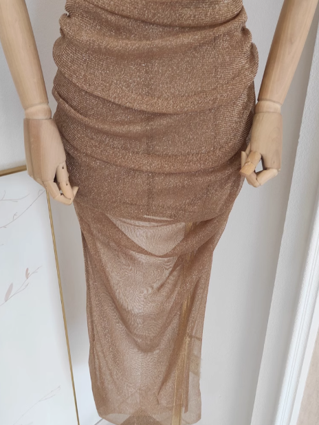 Französisch geschnittenes, schulterfreies Hüftkleid, Abendkleid ED0961