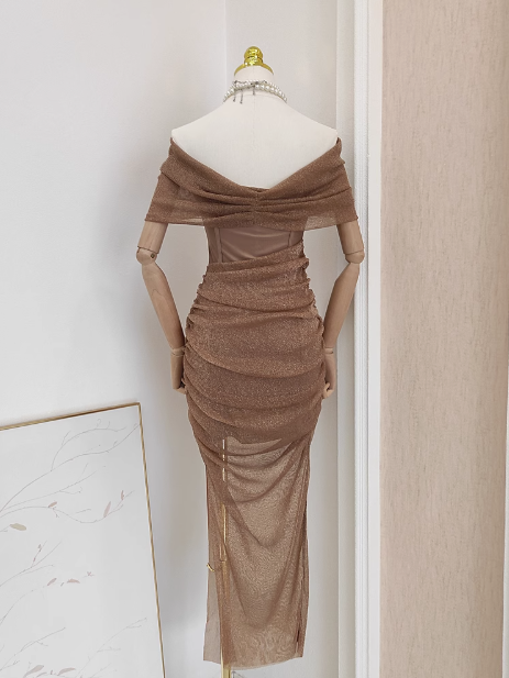 Französisch geschnittenes, schulterfreies Hüftkleid, Abendkleid ED0961