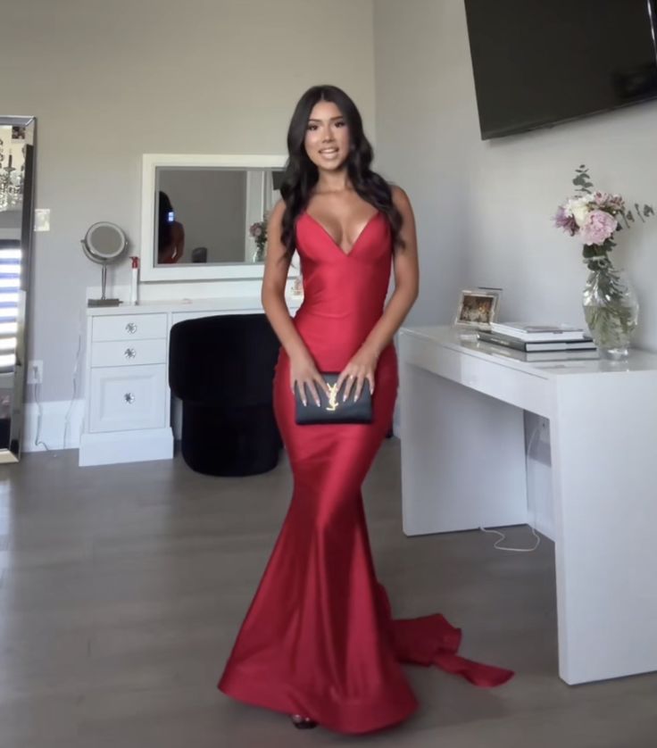 Chic Red Prom Dress Sheath Satin Long Evening Dress ED10428