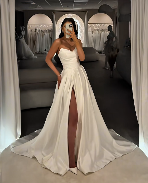 Timeless A-Line Satin Wedding Dress White Bridal Dress Sleeveless Bridal Gown ED11561
